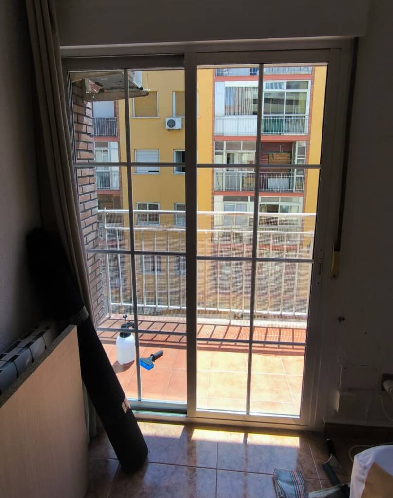 Lámina solar piso estudiantes